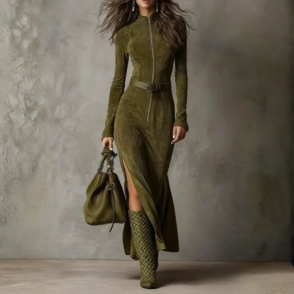 Marija - Elegantna Duga Haljina od Suede s Pojasom i Rascjepom